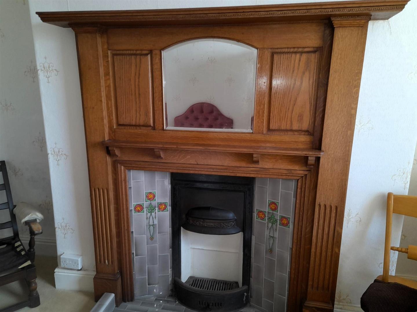 Elgin Road, Pwll, Llanelli, SA15 4AD